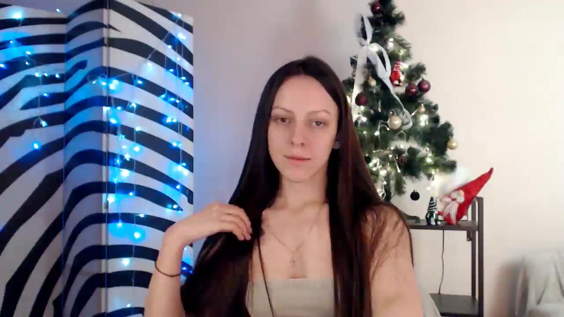 Gallery image thumbnail from BareflySi's myfreecams stream on, 12/04/2025, 12:23 image 10 of 20