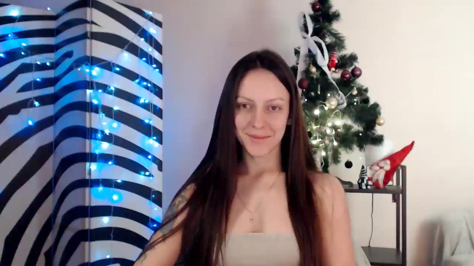 Gallery image thumbnail from BareflySi's myfreecams stream on, 12/04/2025, 12:23 image 18 of 20