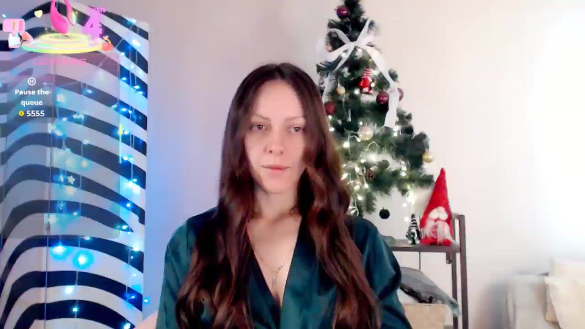 Gallery image thumbnail from BareflySi's myfreecams stream on, 12/09/2025, 10:08 image 3 of 20