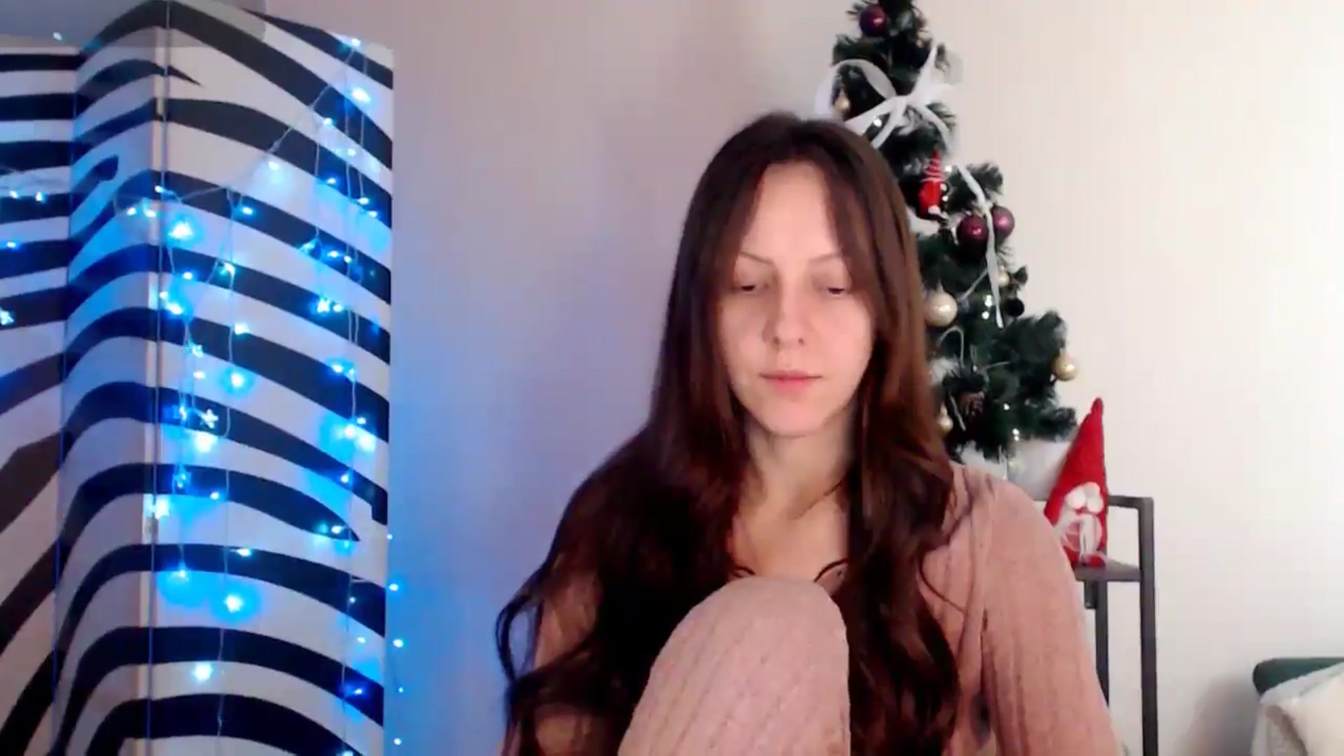 Gallery image thumbnail from BareflySi's myfreecams stream on, 12/23/2025, 09:36 image 2 of 20