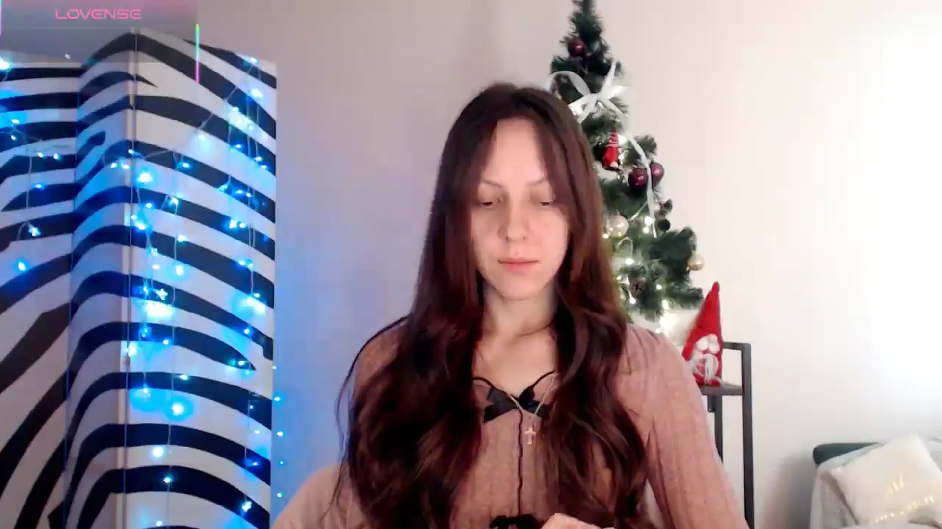 Gallery image thumbnail from BareflySi's myfreecams stream on, 12/23/2025, 09:36 image 8 of 20