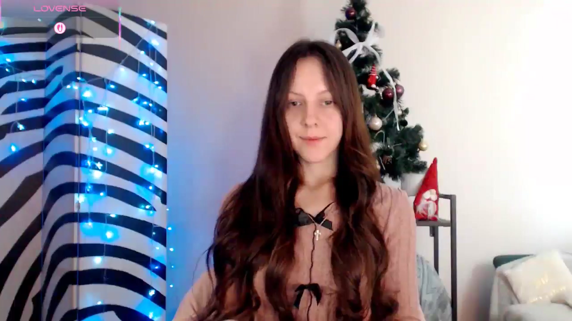 Gallery image thumbnail from BareflySi's myfreecams stream on, 12/23/2025, 10:53 image 9 of 20