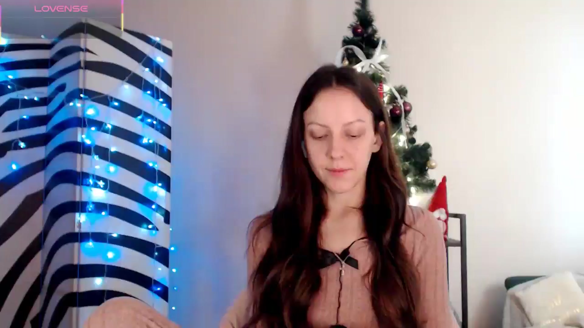 Gallery image thumbnail from BareflySi's myfreecams stream on, 12/23/2025, 10:53 image 2 of 20