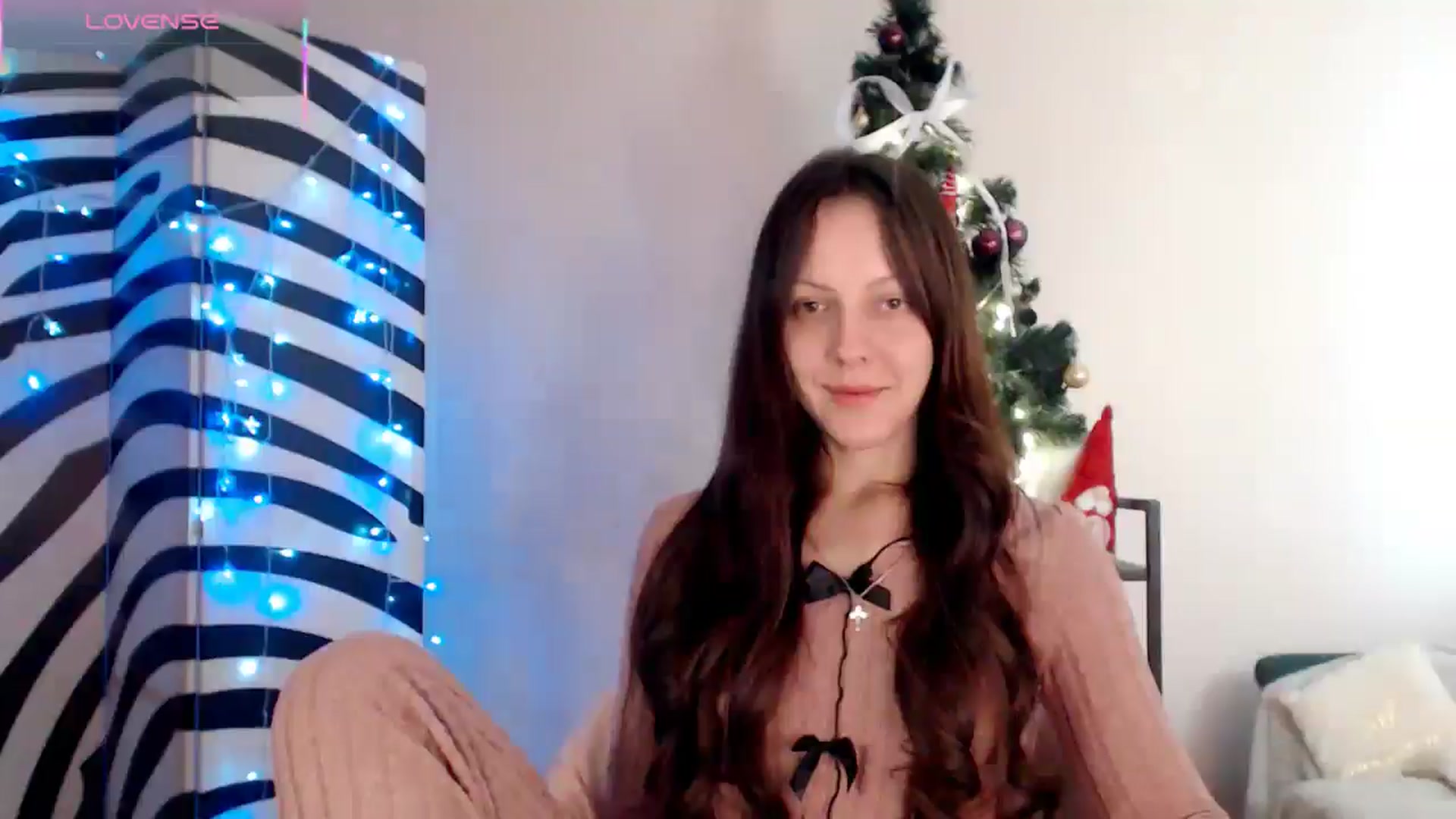 Gallery image thumbnail from BareflySi's myfreecams stream on, 12/23/2025, 10:53 image 7 of 20