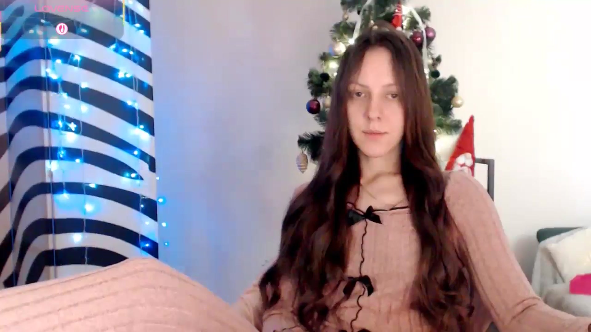 Gallery image thumbnail from BareflySi's myfreecams stream on, 12/23/2025, 12:09 image 7 of 20