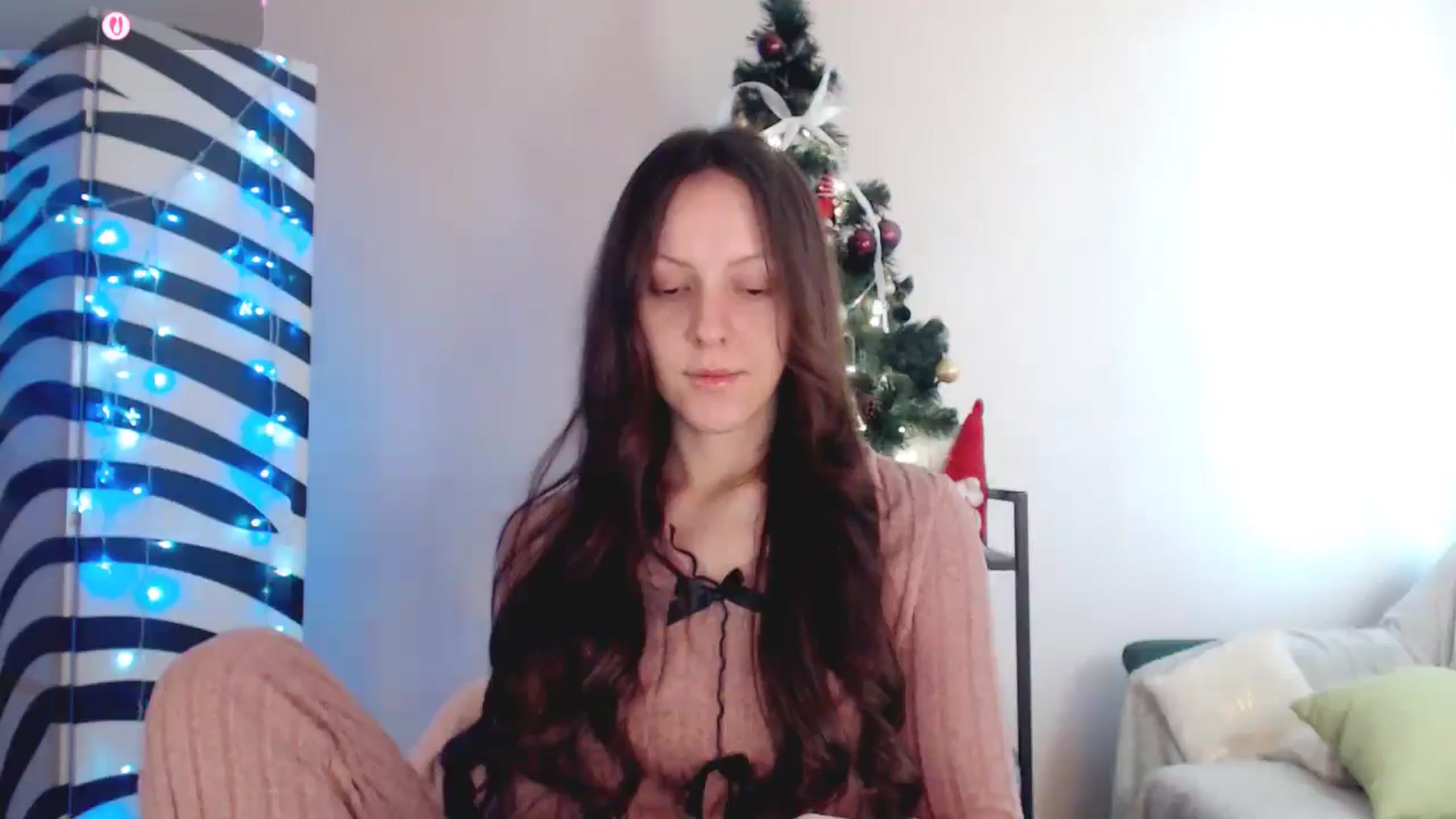 Gallery image thumbnail from BareflySi's myfreecams stream on, 12/25/2025, 11:55 image 7 of 20