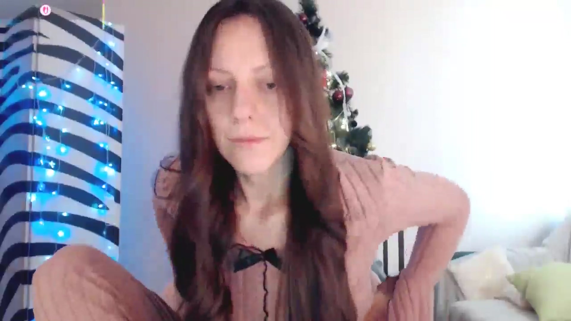 Gallery image thumbnail from BareflySi's myfreecams stream on, 12/25/2025, 11:55 image 6 of 20