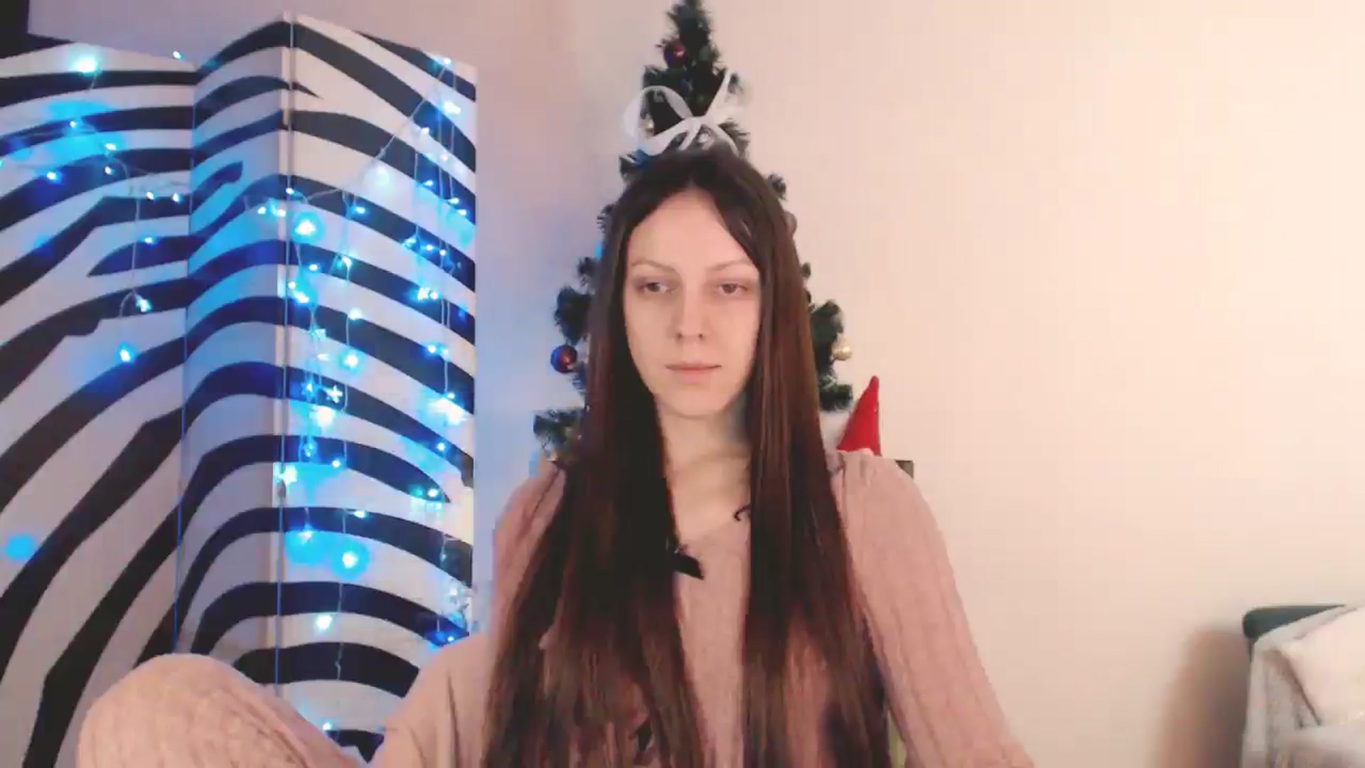 Gallery image thumbnail from BareflySi's myfreecams stream on, 12/28/2025, 15:40 image 6 of 20