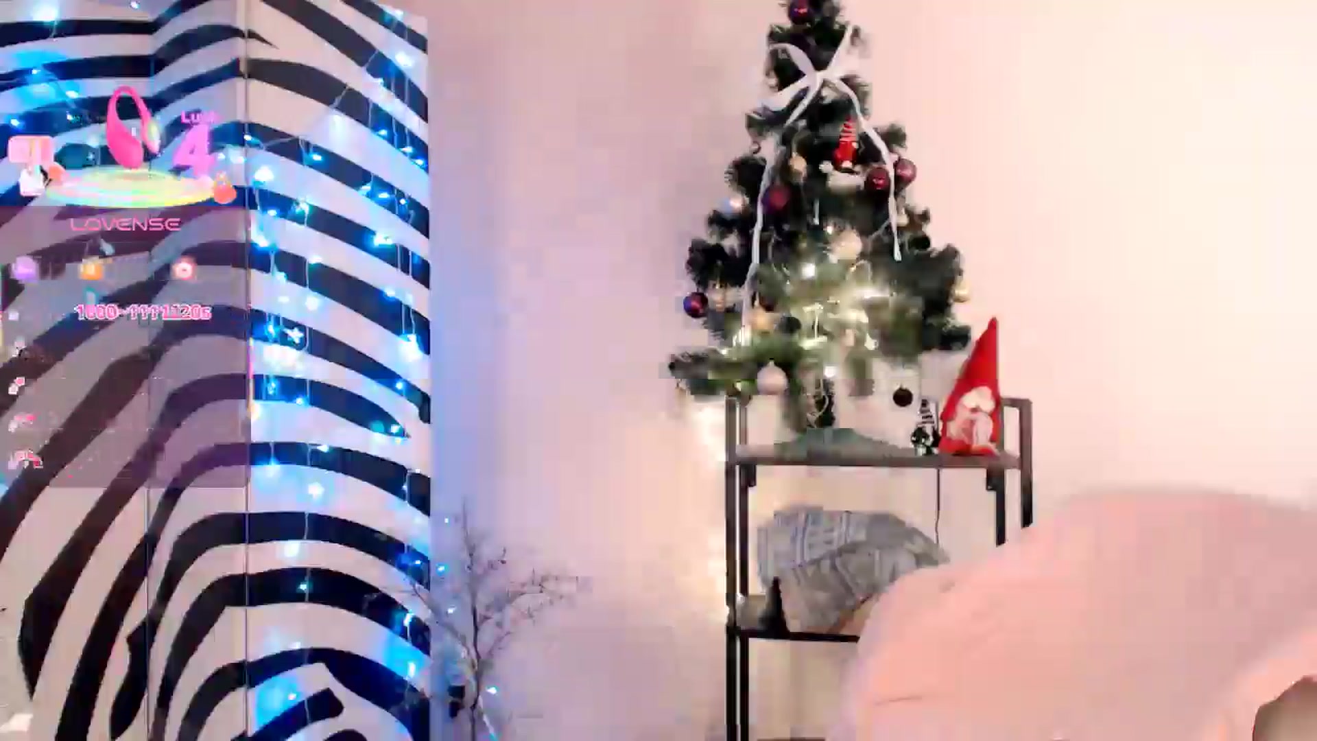 Gallery image thumbnail from BareflySi's myfreecams stream on, 12/29/2025, 15:50 image 14 of 20