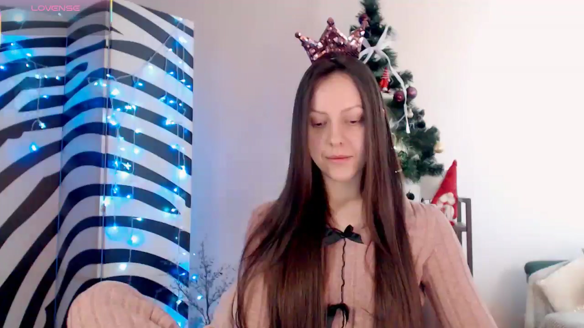 Gallery image thumbnail from BareflySi's myfreecams stream on, 01/01/2026, 11:57 image 15 of 20
