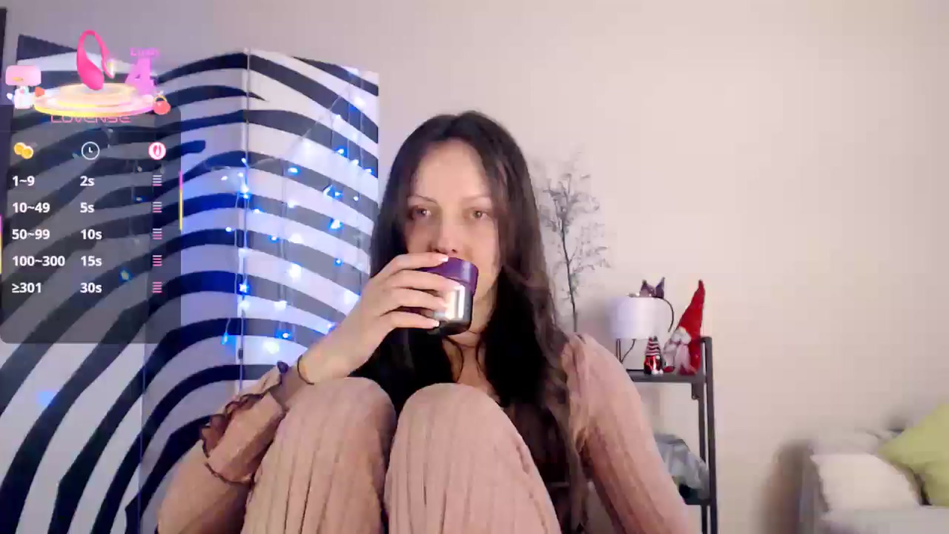 Gallery image thumbnail from BareflySi's myfreecams stream on, 01/25/2026, 19:17 image 11 of 20