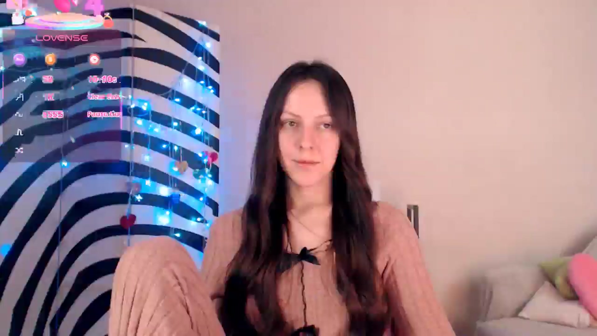 Gallery image thumbnail from BareflySi's myfreecams stream on, 02/15/2026, 15:43 image 17 of 20