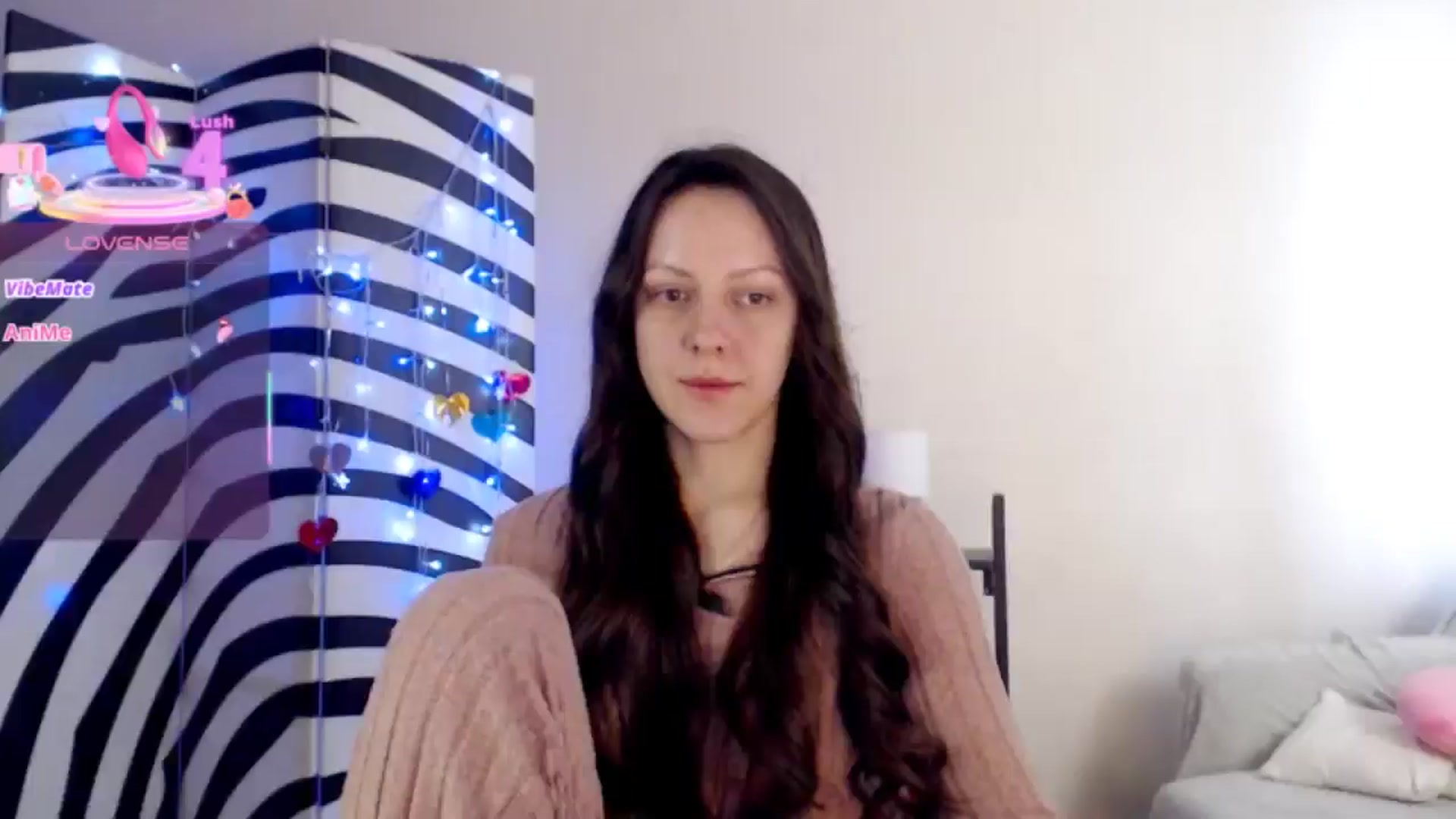 Gallery image thumbnail from BareflySi's myfreecams stream on, 02/17/2026, 10:26 image 1 of 20