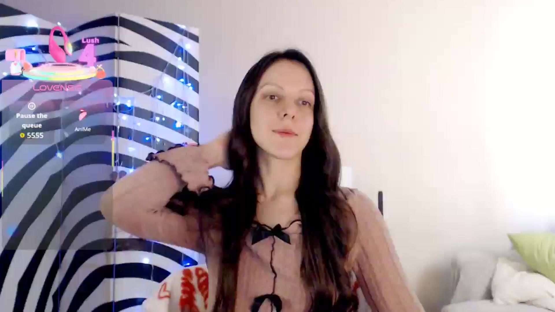 Gallery image thumbnail from BareflySi's myfreecams stream on, 02/17/2026, 12:34 image 17 of 20