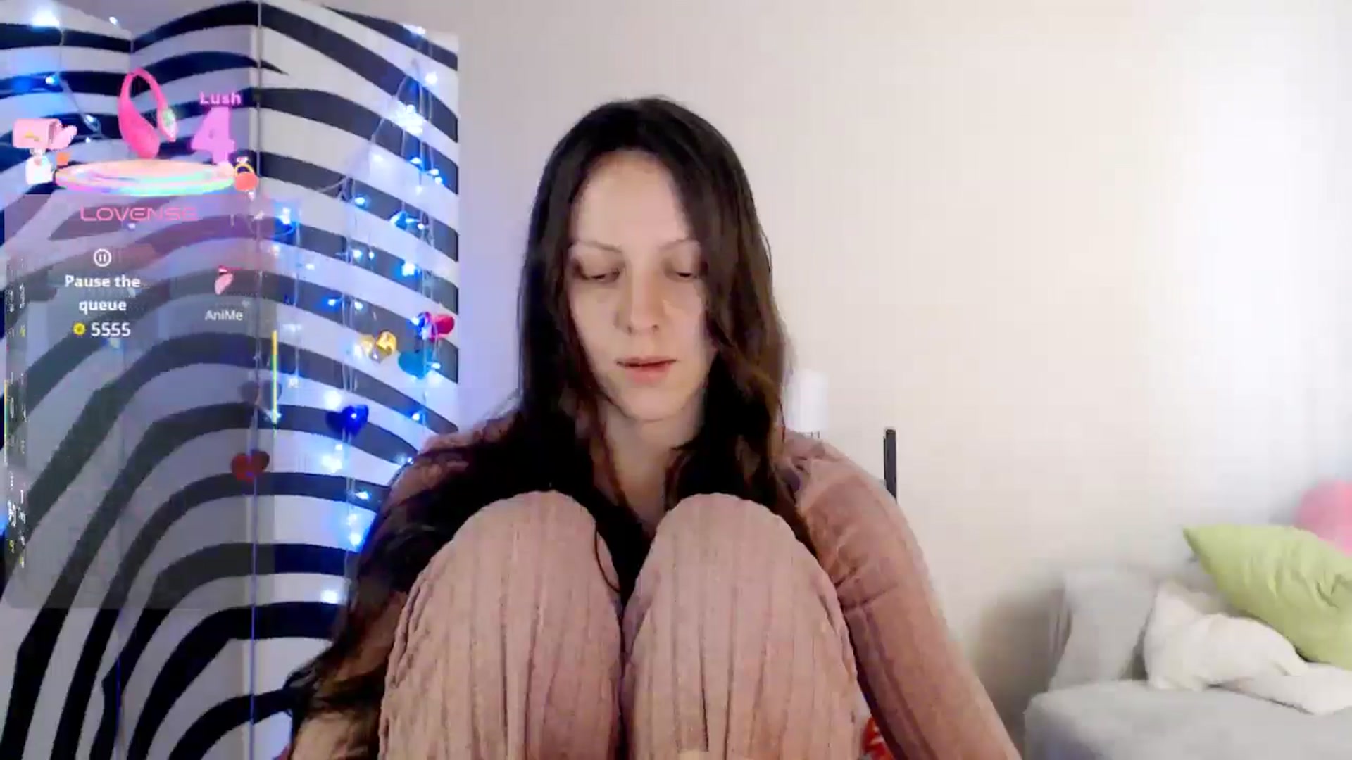 Gallery image thumbnail from BareflySi's myfreecams stream on, 02/17/2026, 13:17 image 9 of 20