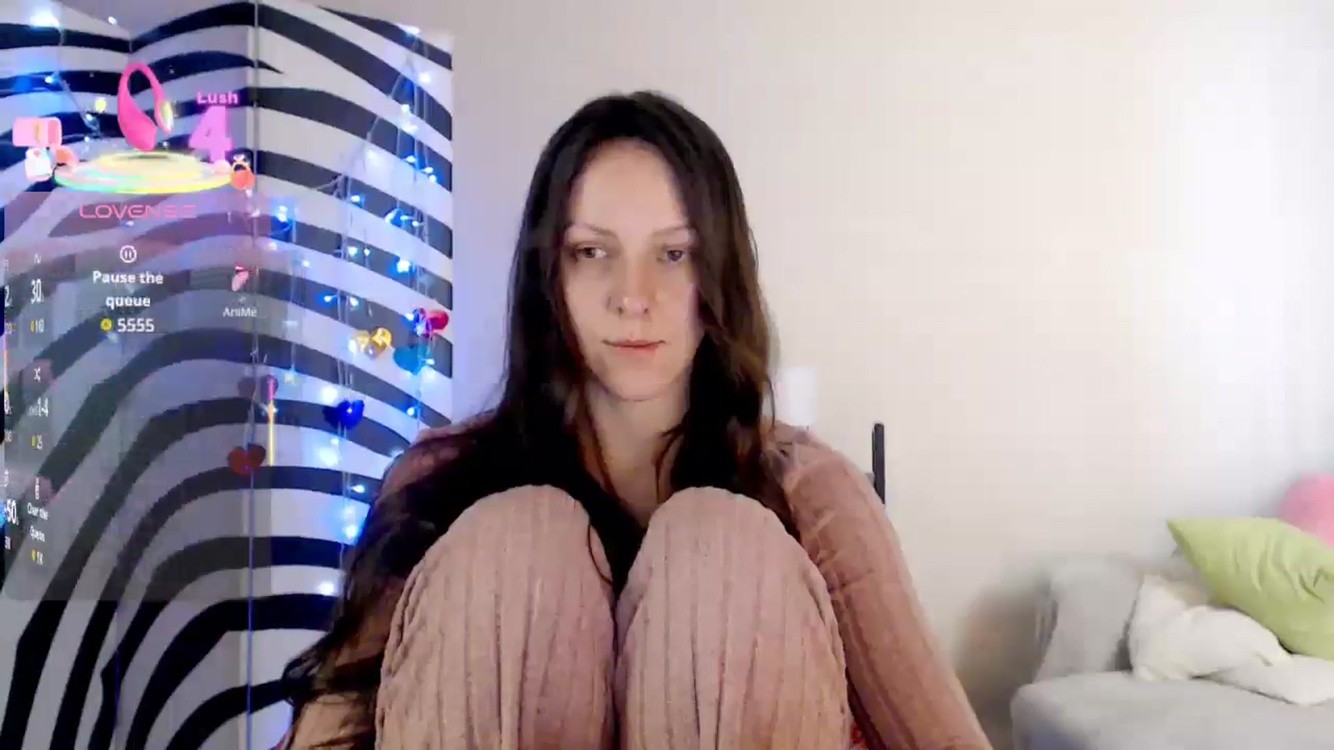Gallery image thumbnail from BareflySi's myfreecams stream on, 02/17/2026, 13:17 image 10 of 20