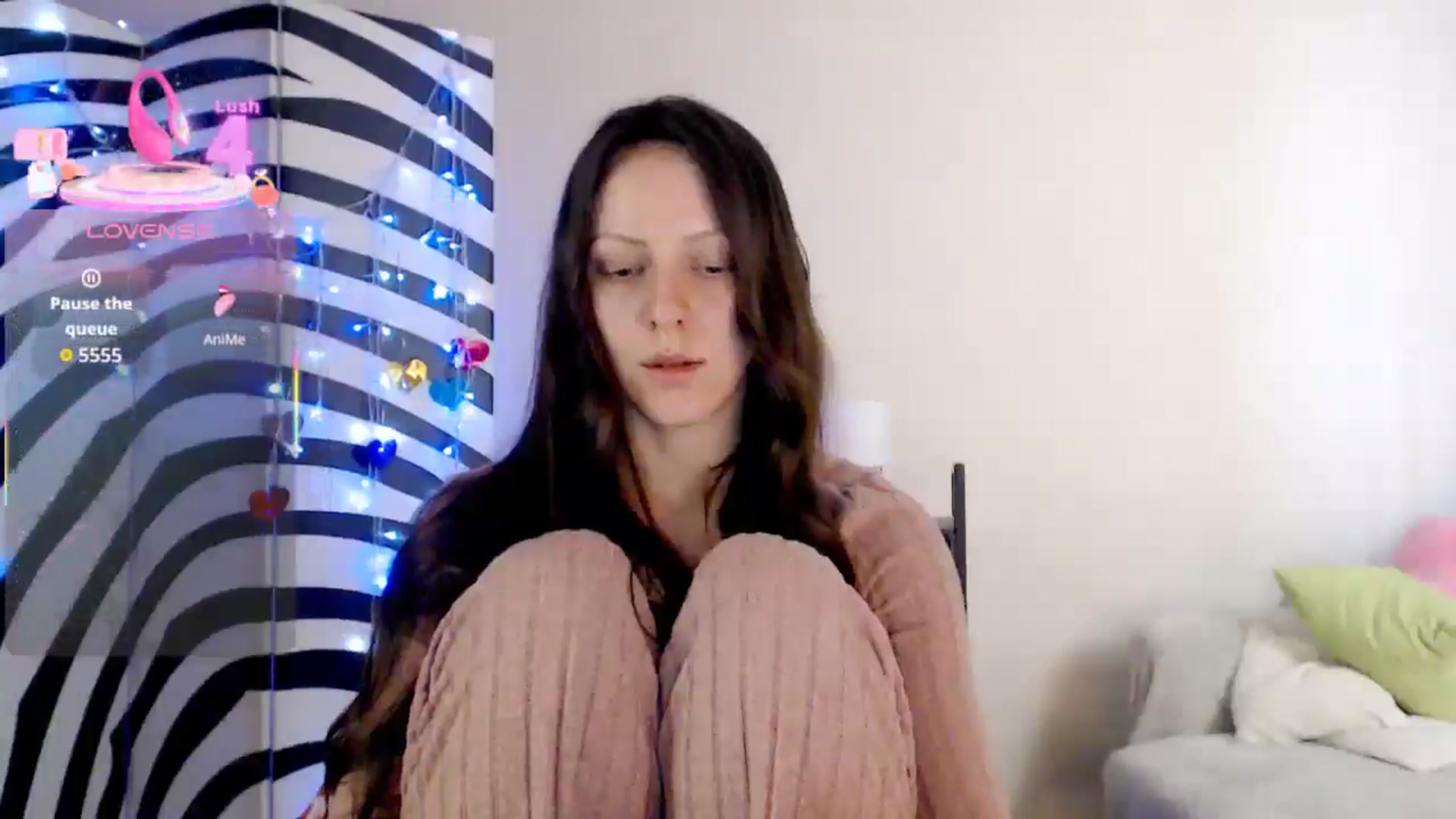 Gallery image thumbnail from BareflySi's myfreecams stream on, 02/17/2026, 13:17 image 8 of 20