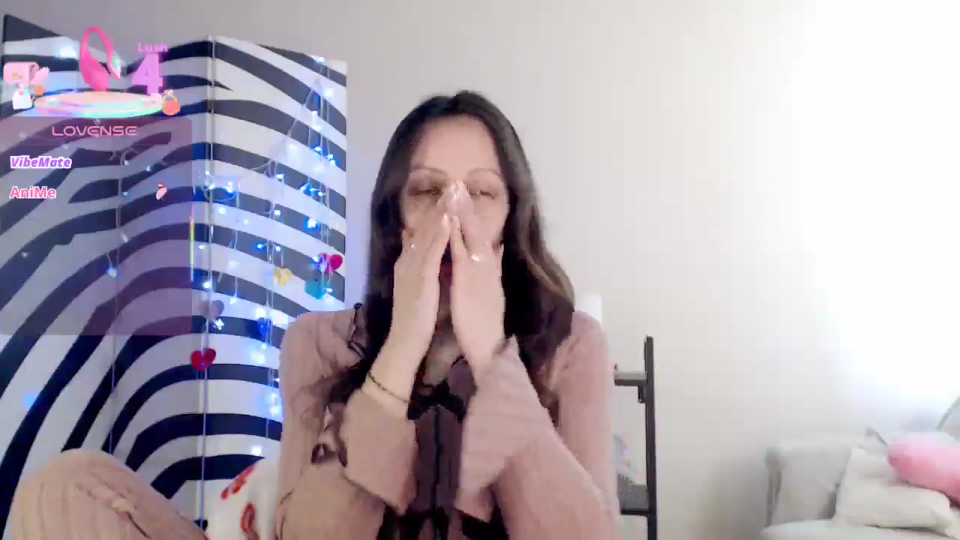 Gallery image thumbnail from BareflySi's myfreecams stream on, 02/19/2026, 12:33 image 10 of 20