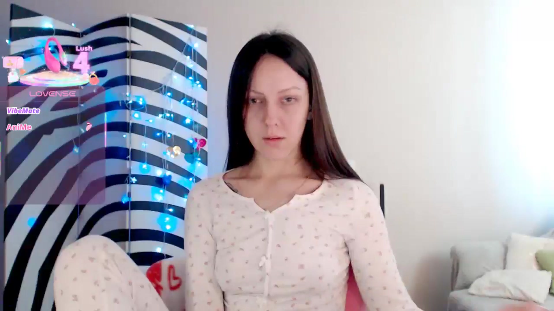 Gallery image thumbnail from BareflySi's myfreecams stream on, 02/22/2026, 10:22 image 17 of 20