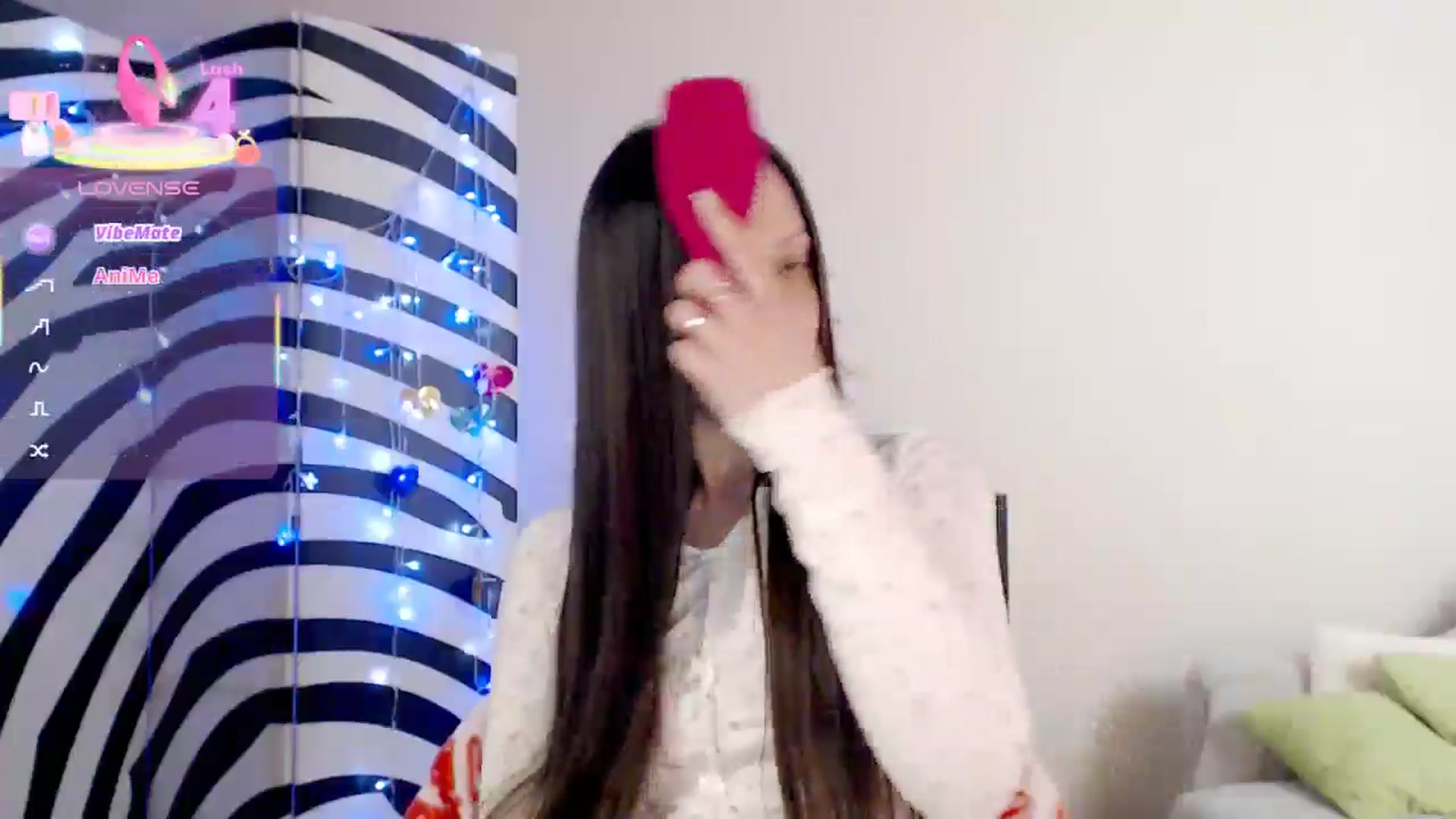 Gallery image thumbnail from BareflySi's myfreecams stream on, 02/26/2026, 17:57 image 16 of 20
