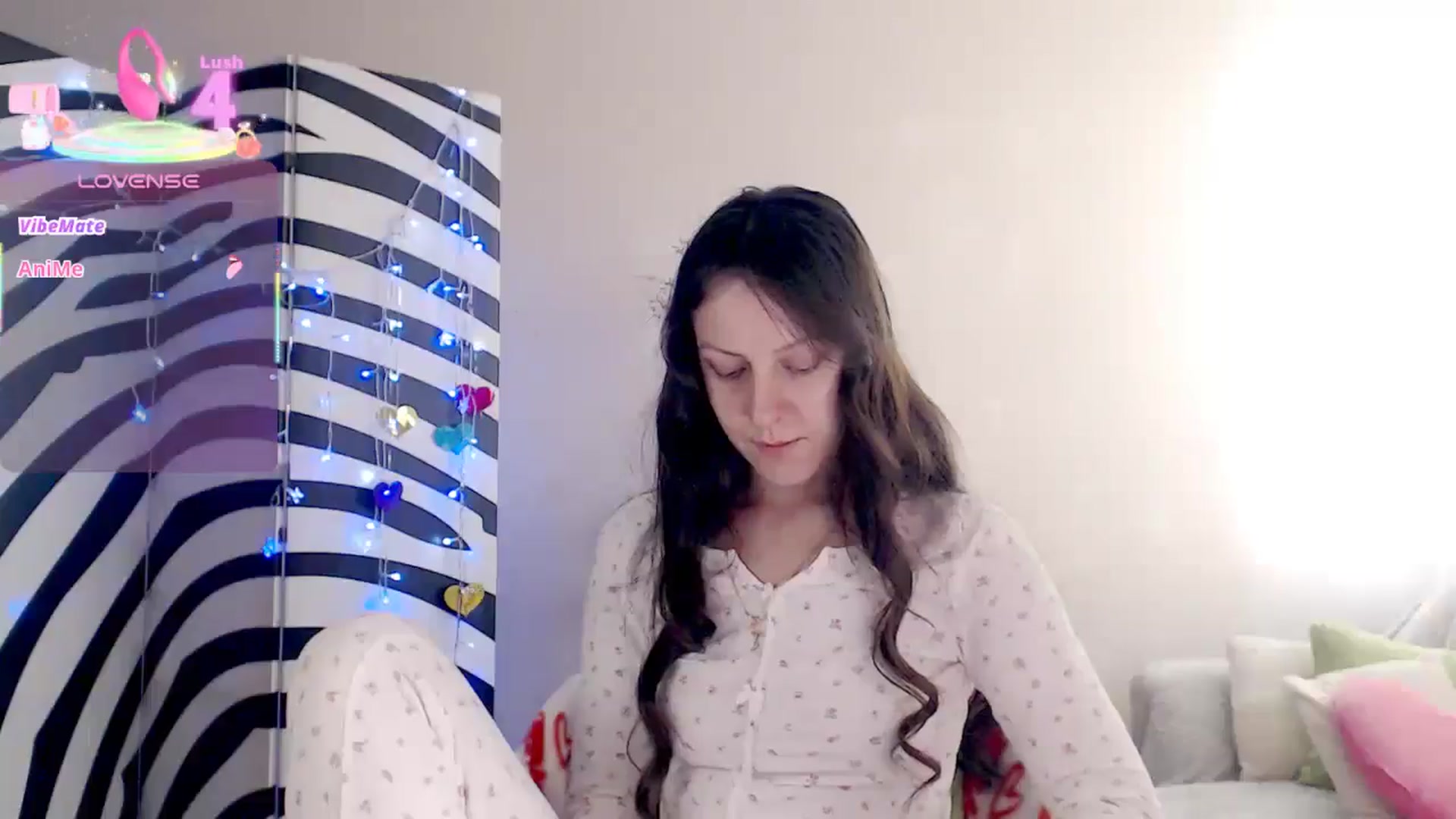 Gallery image thumbnail from BareflySi's myfreecams stream on, 02/27/2026, 14:55 image 16 of 20