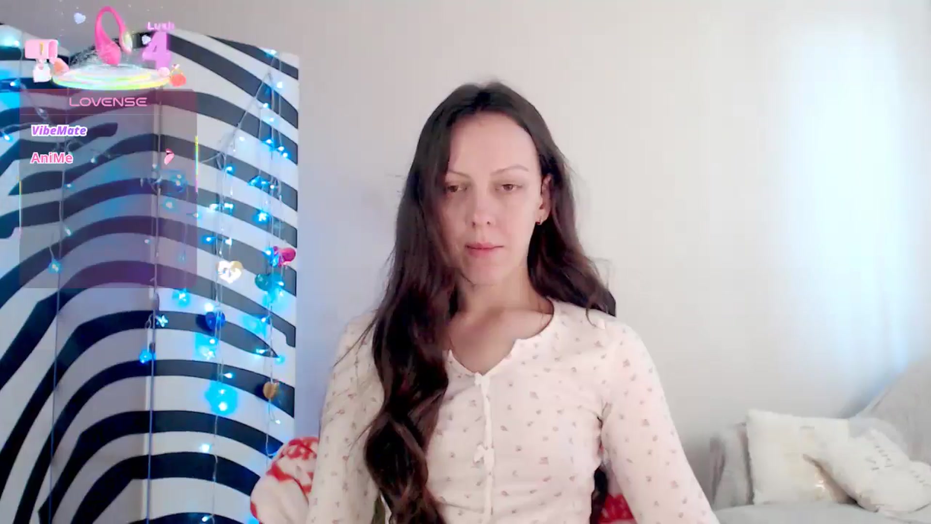 Gallery image thumbnail from BareflySi's myfreecams stream on, 03/10/2026, 10:00 image 6 of 20