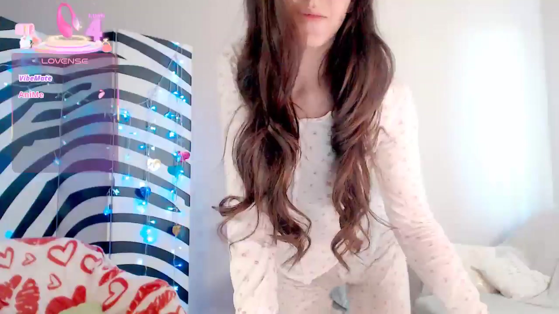 Gallery image thumbnail from BareflySi's myfreecams stream on, 03/10/2026, 10:38 image 10 of 20