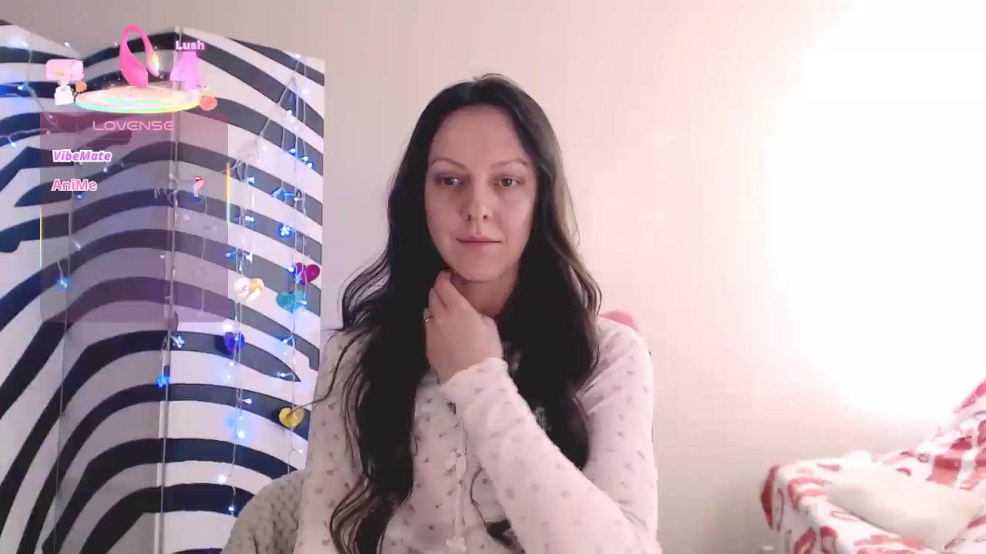 Gallery image thumbnail from BareflySi's myfreecams stream on, 03/12/2026, 14:30 image 18 of 20