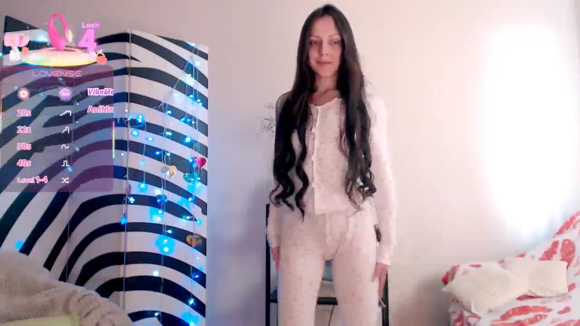 Gallery image thumbnail from BareflySi's myfreecams stream on, 03/19/2026, 12:15 image 4 of 20