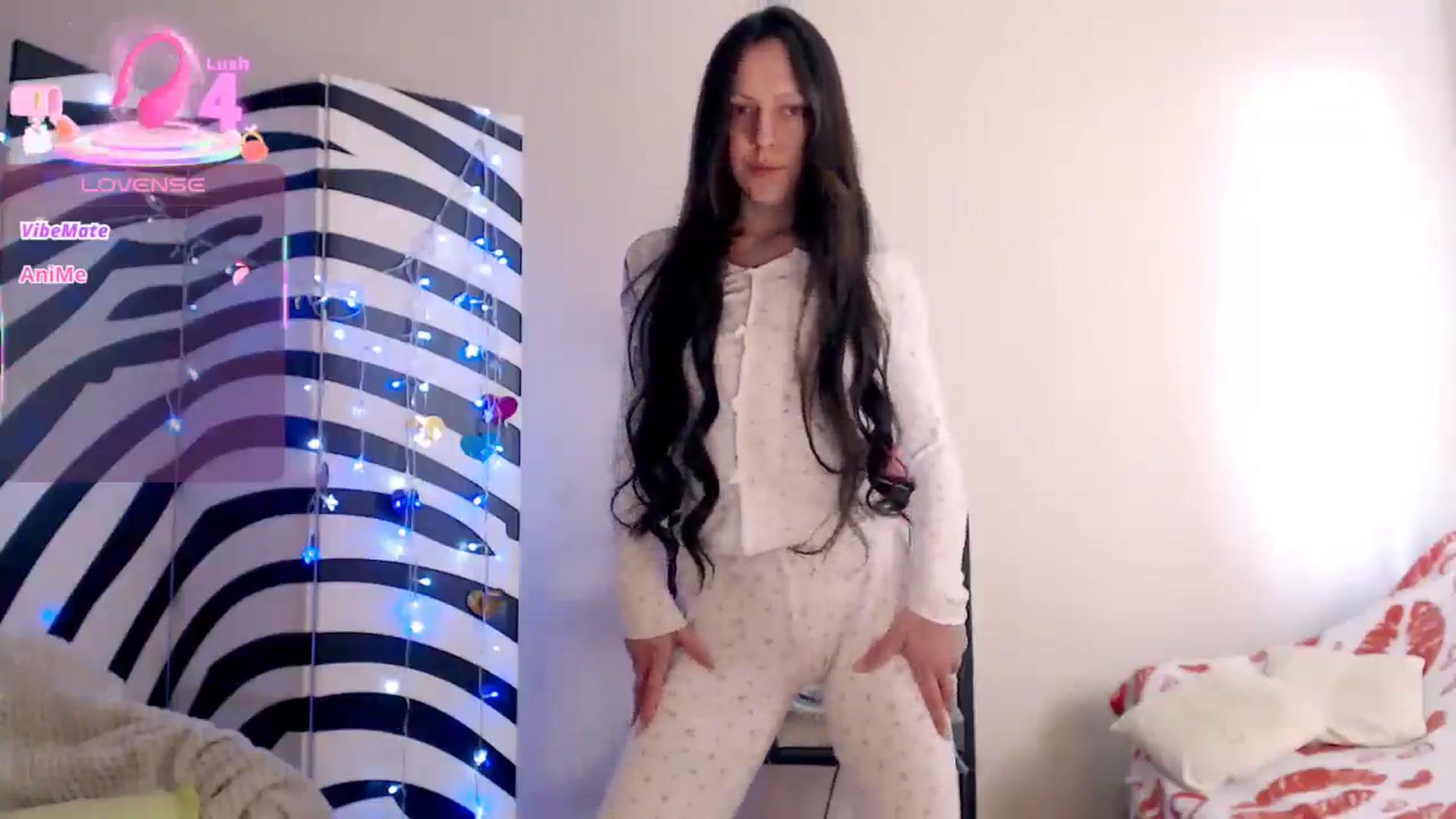 Gallery image thumbnail from BareflySi's myfreecams stream on, 03/19/2026, 12:15 image 3 of 20