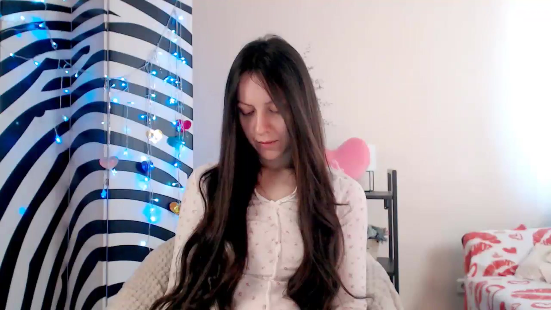 Gallery image thumbnail from BareflySi's myfreecams stream on, 03/23/2026, 11:22 image 17 of 20