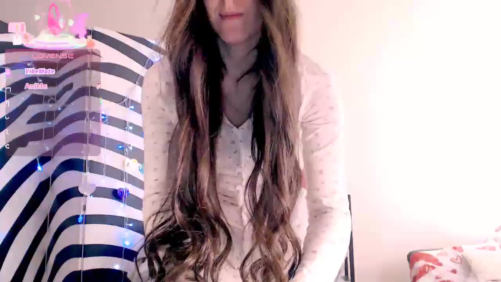 Gallery image thumbnail from BareflySi's myfreecams stream on, 03/28/2026, 14:29 image 17 of 20