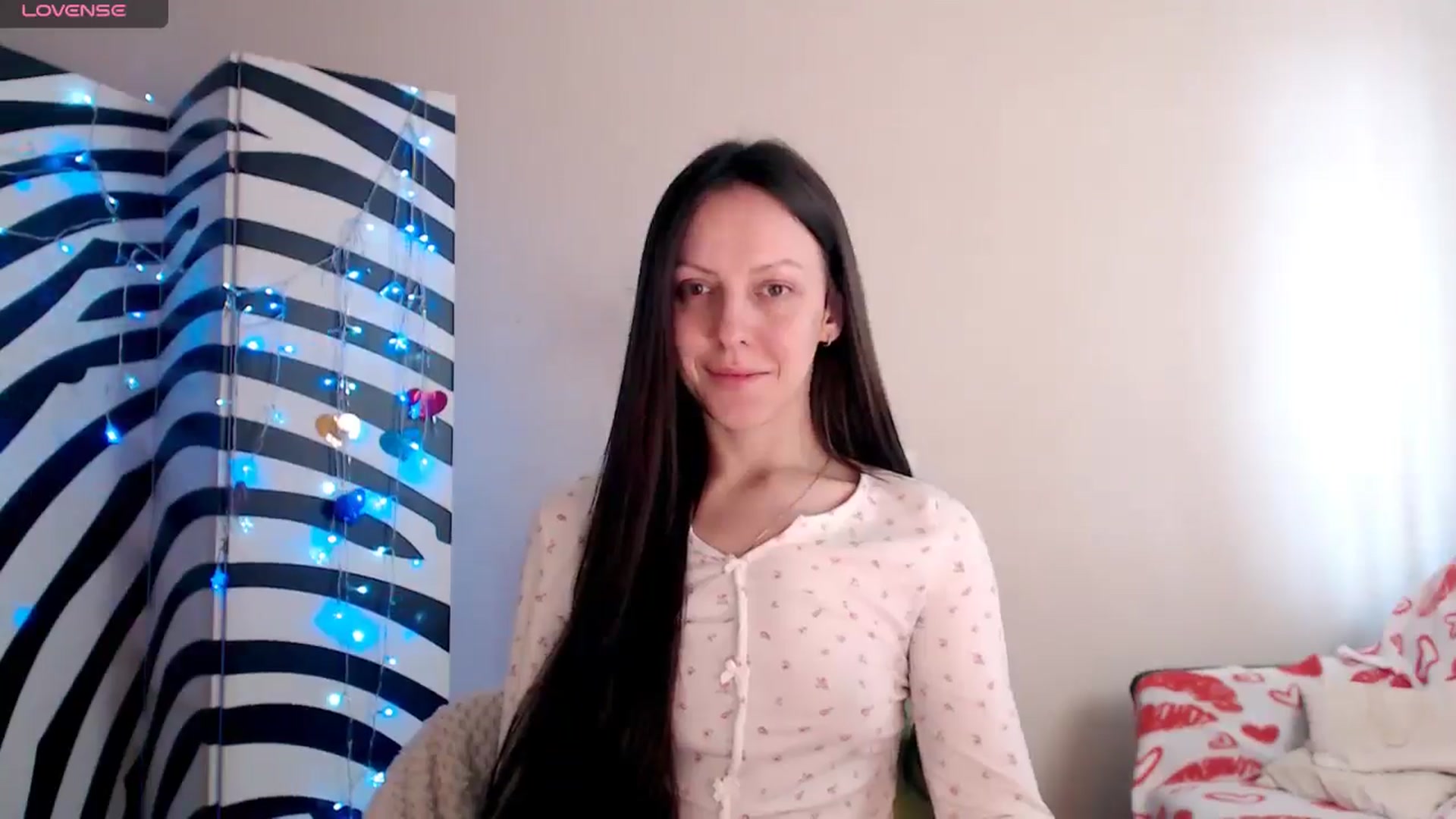 Gallery image thumbnail from BareflySi's myfreecams stream on, 04/01/2026, 10:28 image 17 of 20