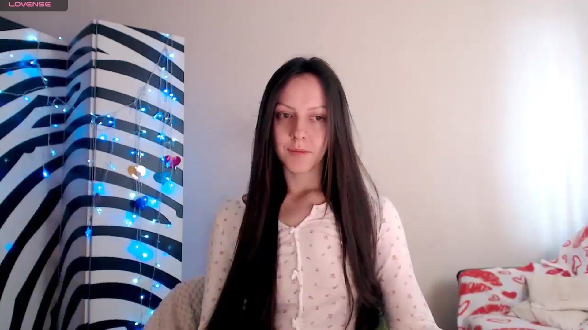 Gallery image thumbnail from BareflySi's myfreecams stream on, 04/01/2026, 10:28 image 15 of 20