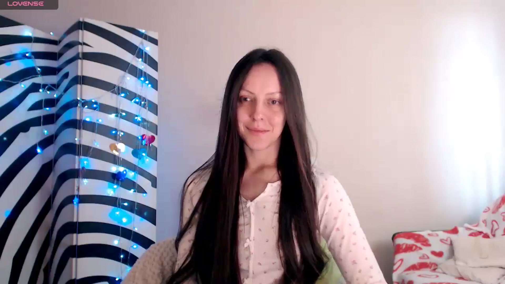 Gallery image thumbnail from BareflySi's myfreecams stream on, 04/01/2026, 10:28 image 12 of 20