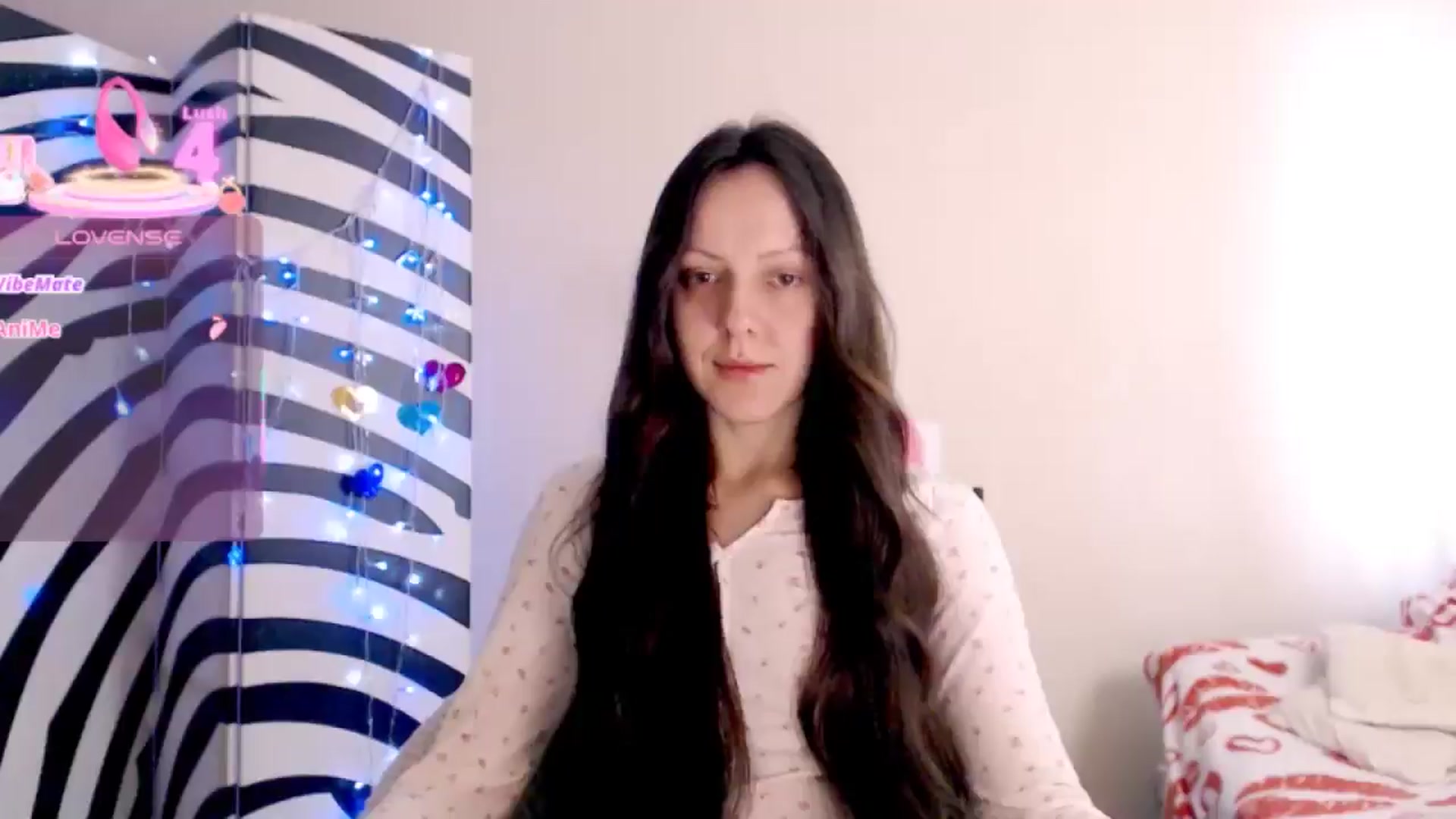 Gallery image thumbnail from BareflySi's myfreecams stream on, 04/02/2026, 10:33 image 8 of 20