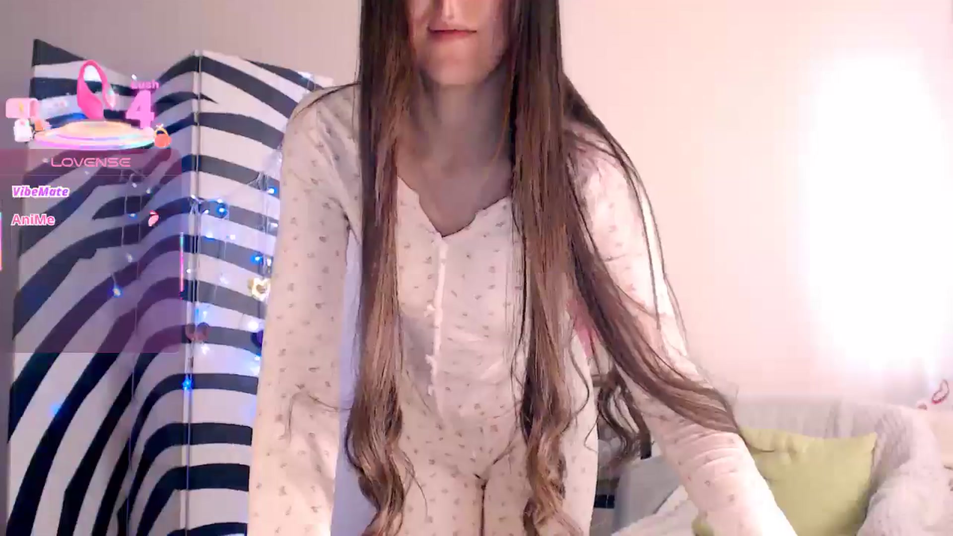 Gallery image thumbnail from BareflySi's myfreecams stream on, 04/03/2026, 11:22 image 14 of 20