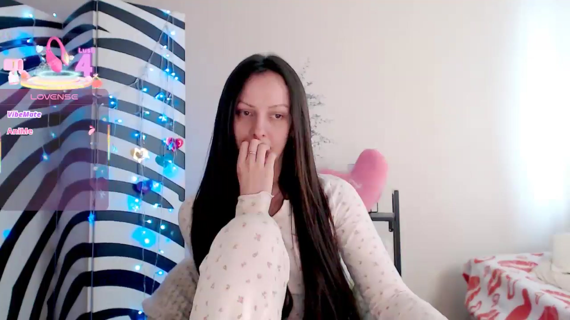 Gallery image thumbnail from BareflySi's myfreecams stream on, 04/04/2026, 11:01 image 11 of 20
