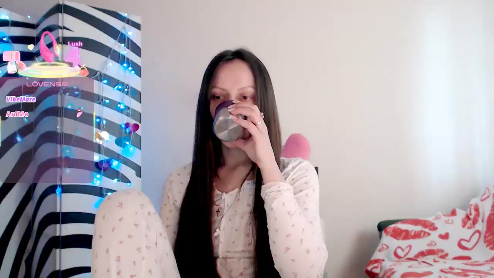Gallery image thumbnail from BareflySi's myfreecams stream on, 04/04/2026, 12:23 image 2 of 20