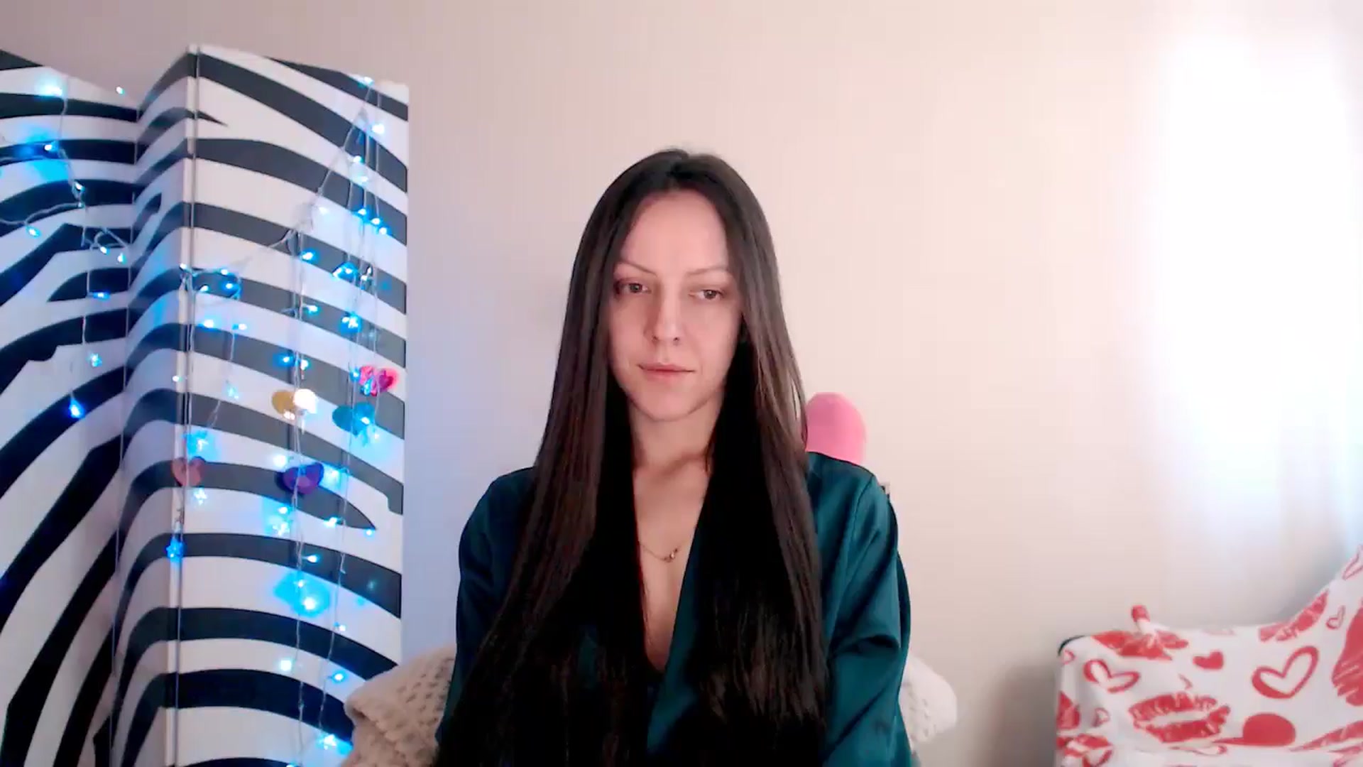 Gallery image thumbnail from BareflySi's myfreecams stream on, 04/05/2026, 09:26 image 11 of 20