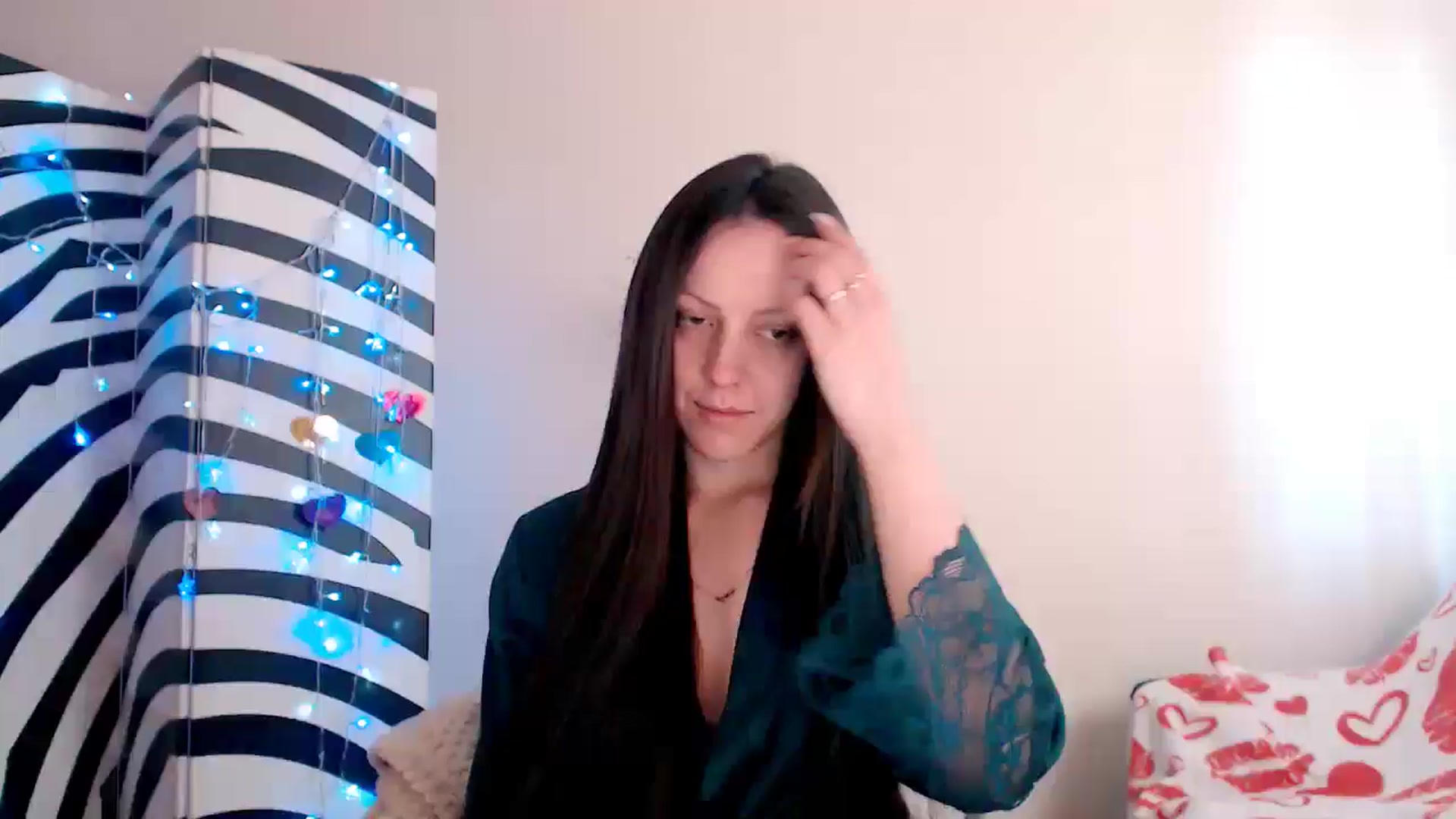 Gallery image thumbnail from BareflySi's myfreecams stream on, 04/05/2026, 09:26 image 10 of 20