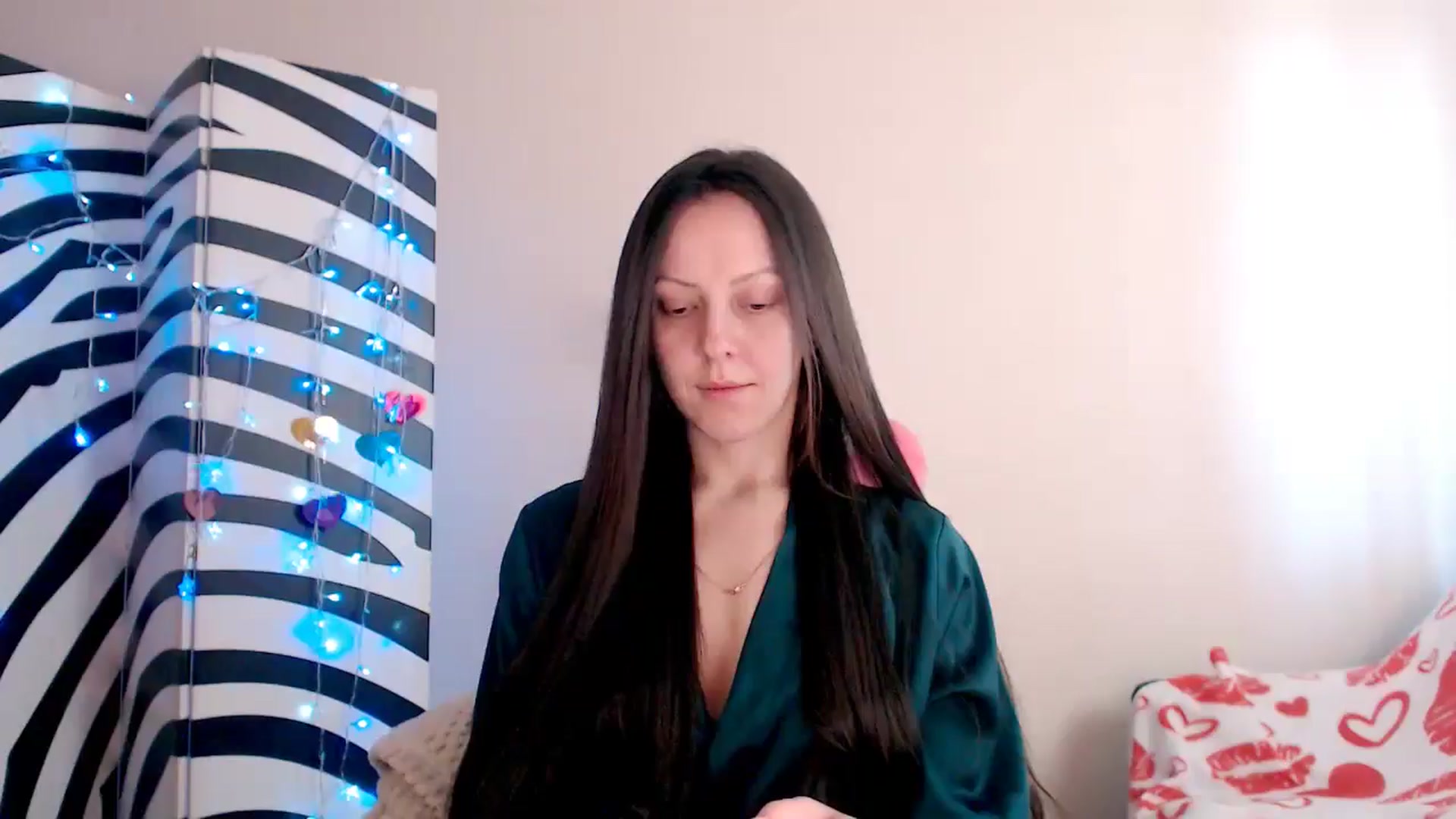 Gallery image thumbnail from BareflySi's myfreecams stream on, 04/05/2026, 09:26 image 3 of 20