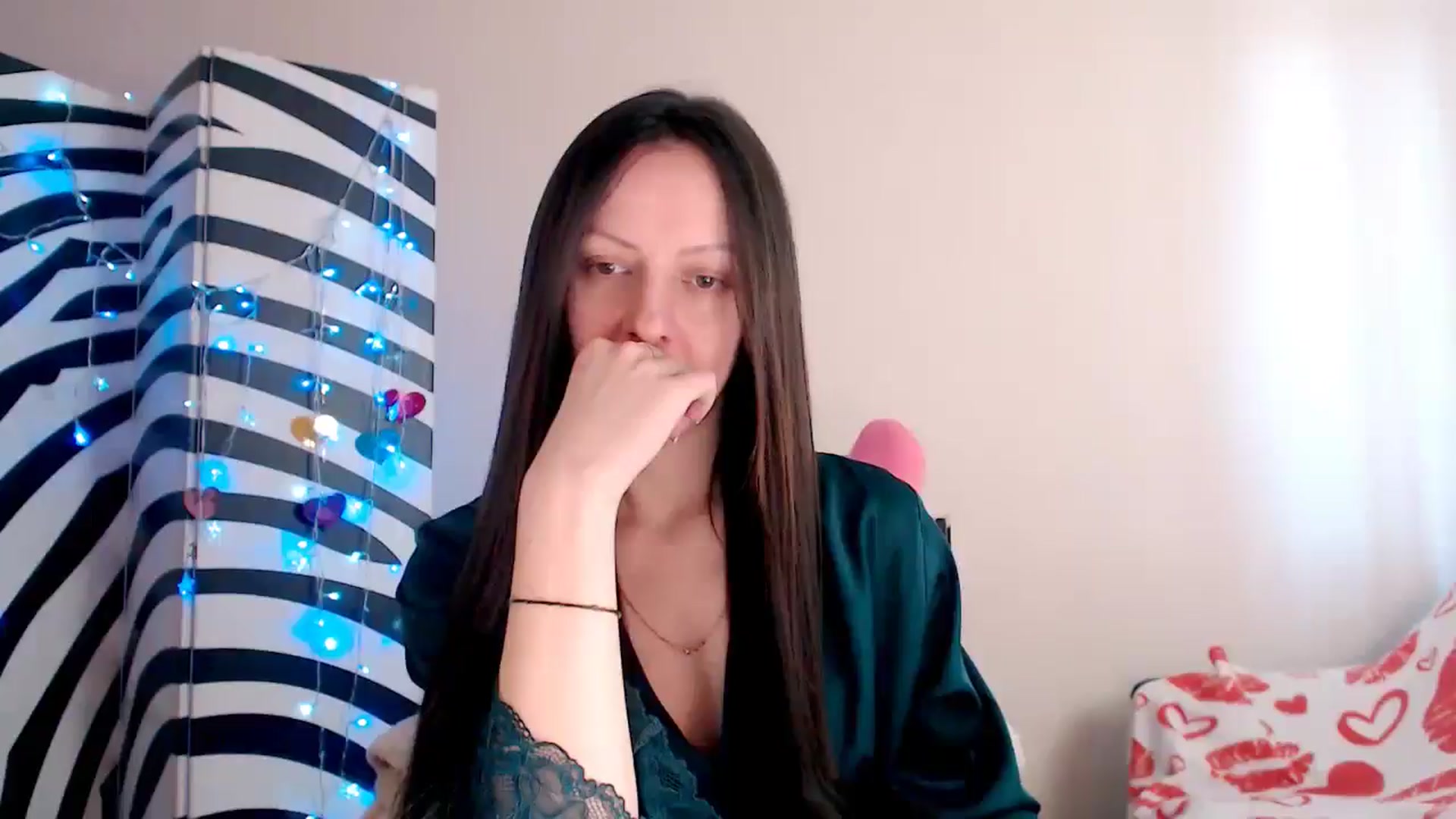 Gallery image thumbnail from BareflySi's myfreecams stream on, 04/05/2026, 09:26 image 20 of 20