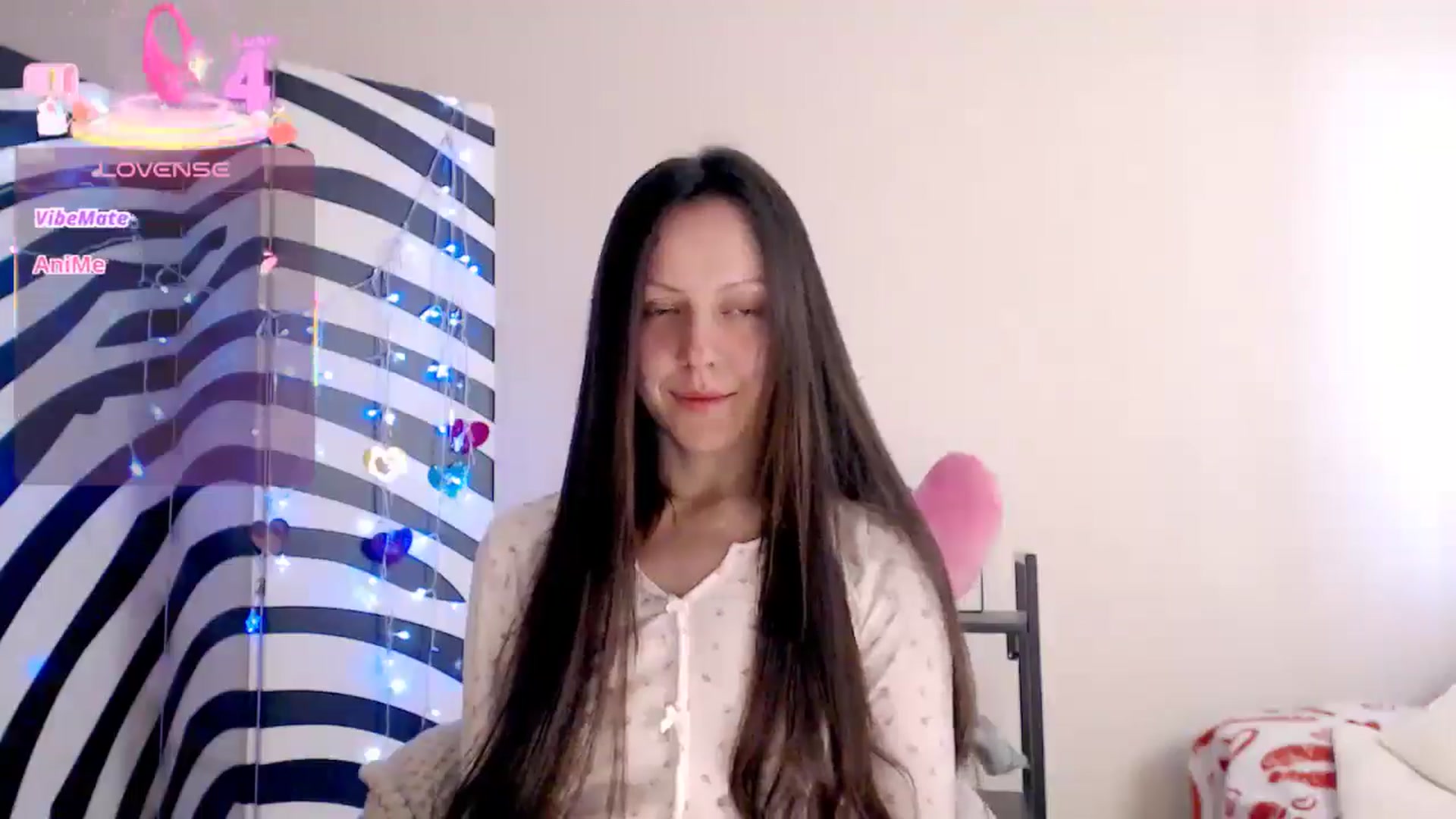 Gallery image thumbnail from BareflySi's myfreecams stream on, 04/06/2026, 09:17 image 18 of 20