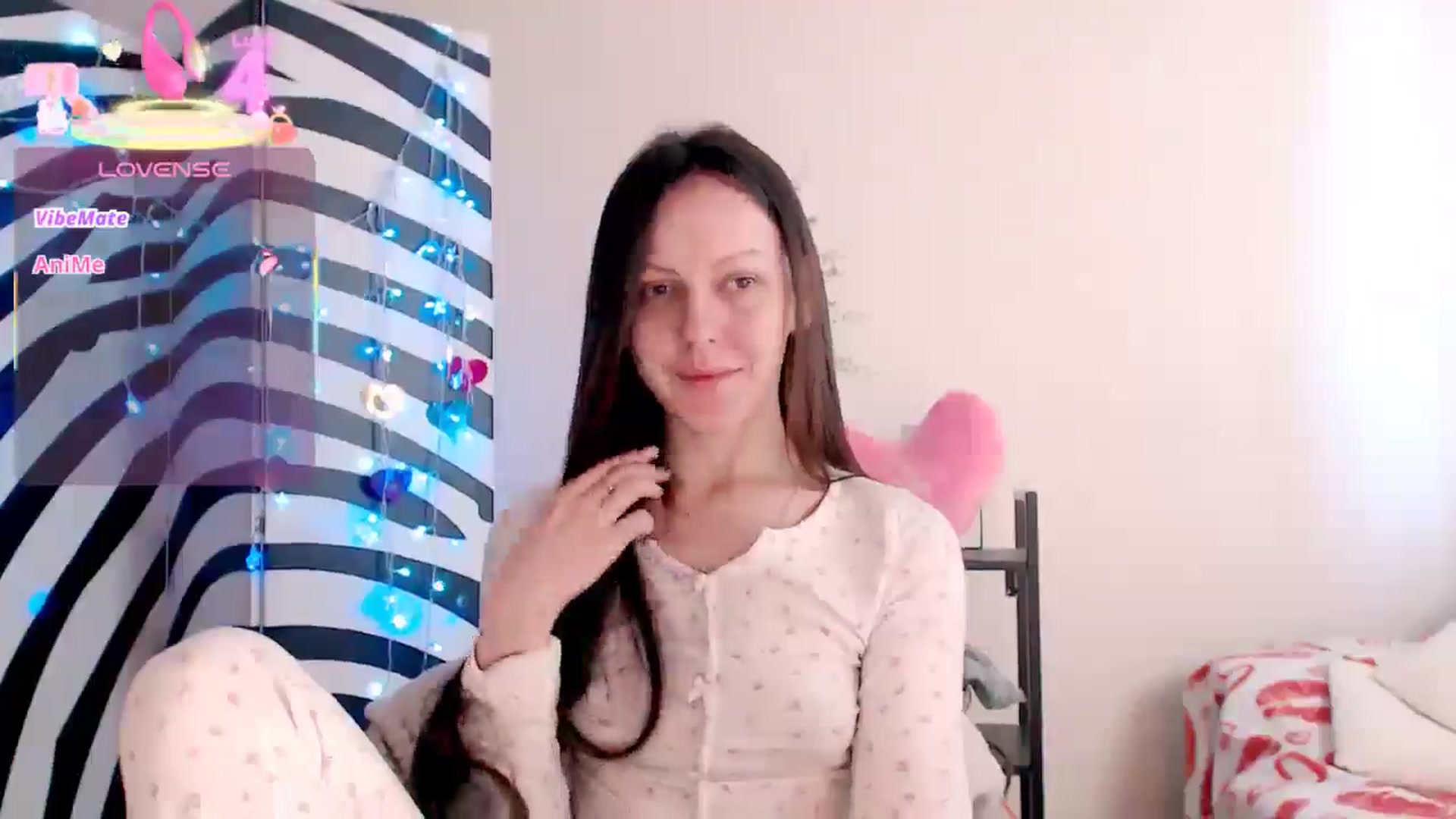 Gallery image thumbnail from BareflySi's myfreecams stream on, 04/06/2026, 09:17 image 3 of 20