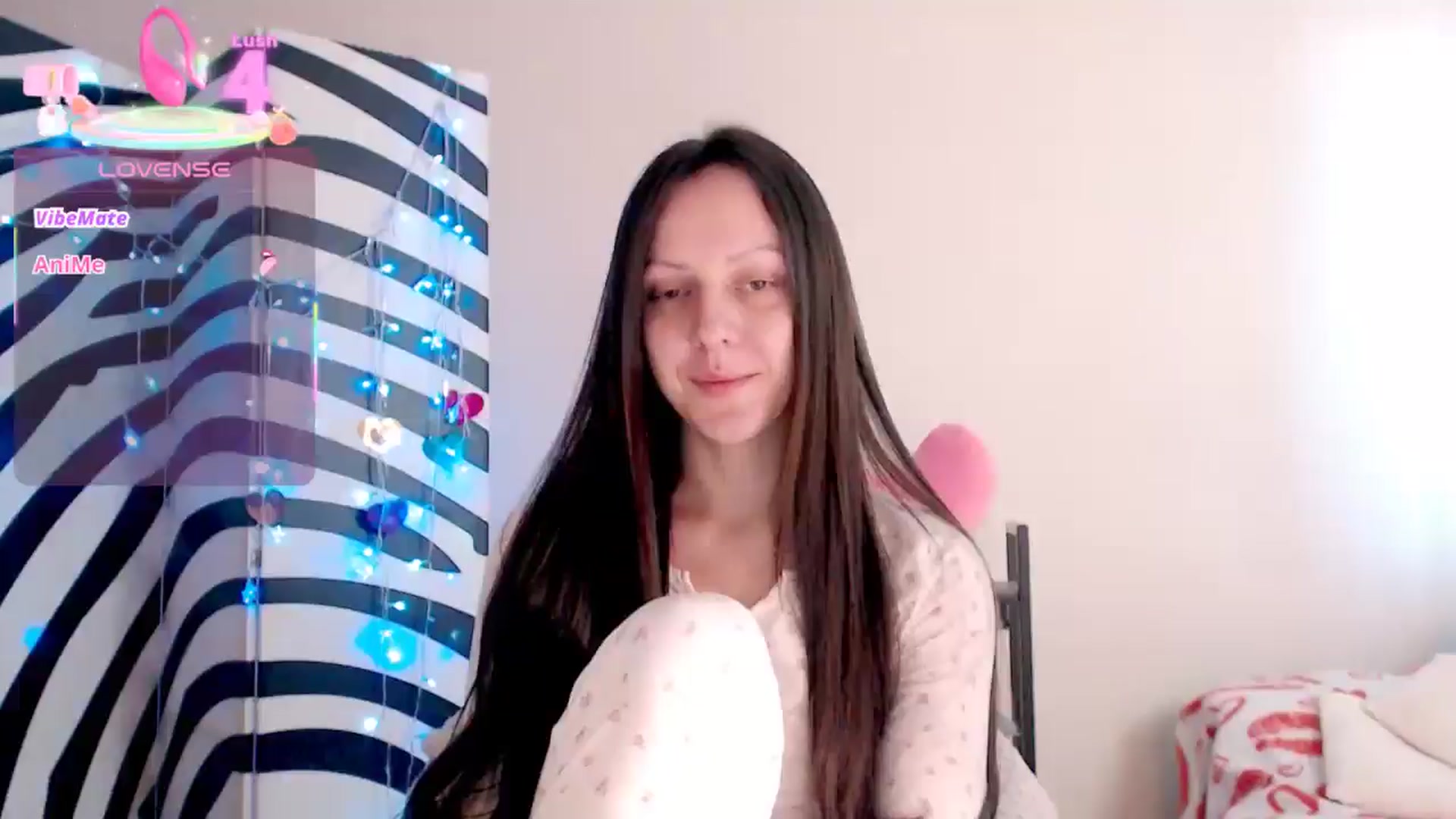 Gallery image thumbnail from BareflySi's myfreecams stream on, 04/06/2026, 10:37 image 13 of 20