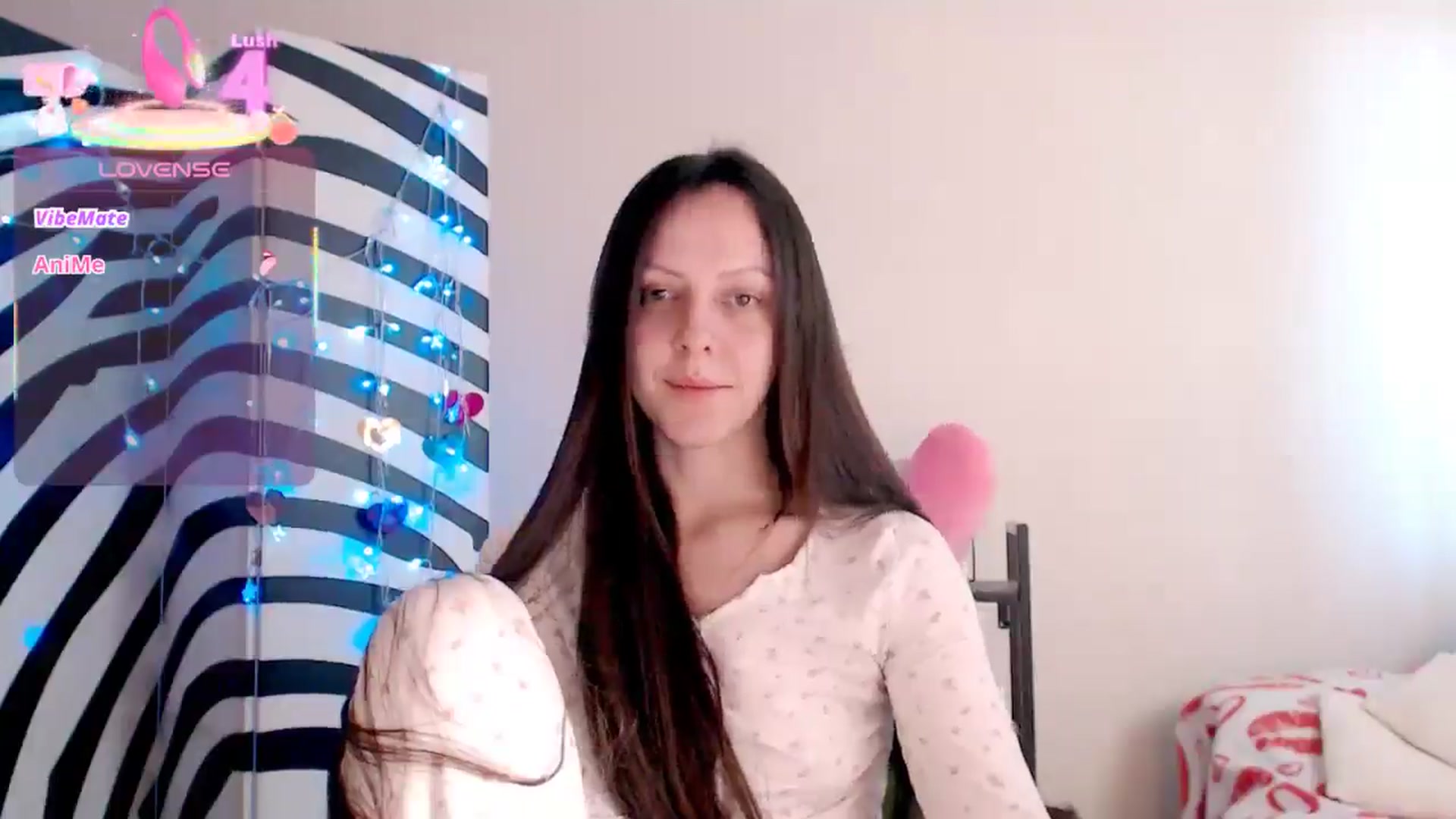Gallery image thumbnail from BareflySi's myfreecams stream on, 04/06/2026, 10:37 image 11 of 20