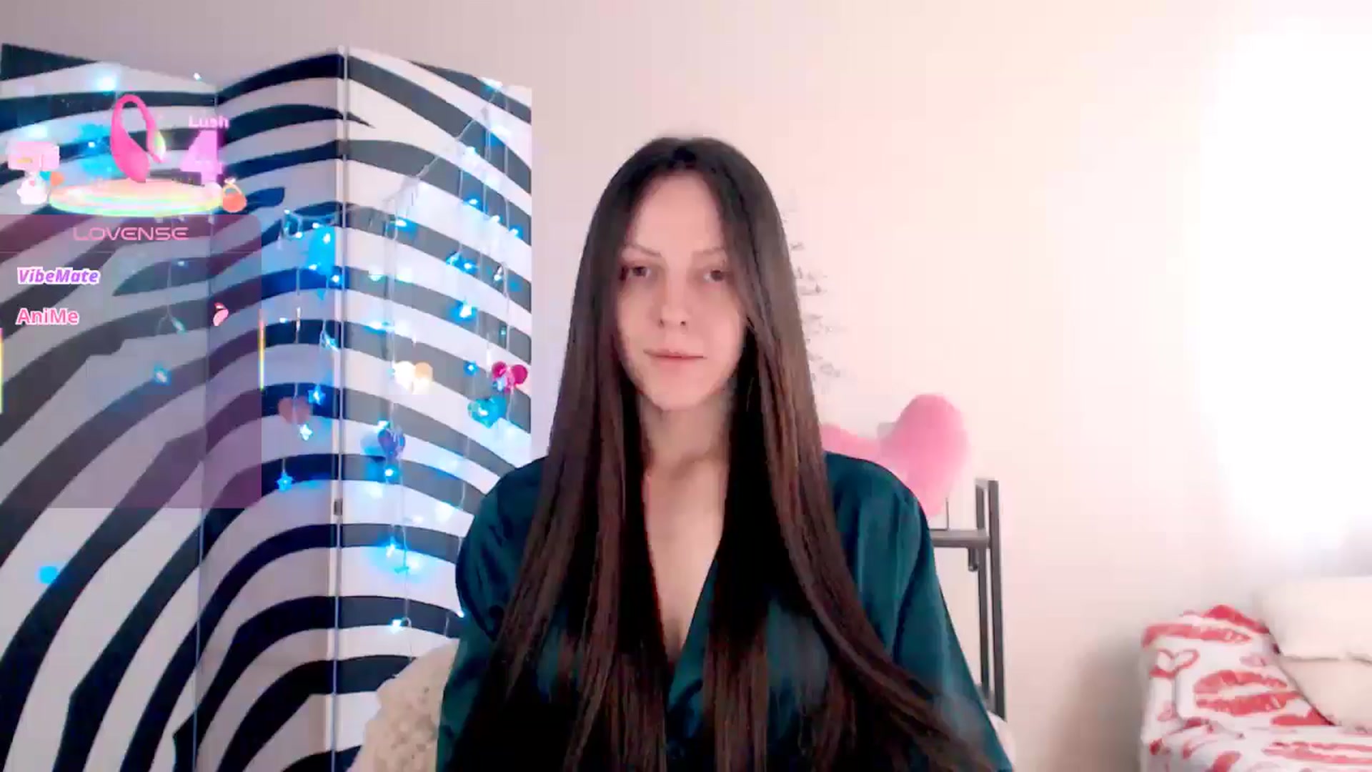 Gallery image thumbnail from BareflySi's myfreecams stream on, 04/08/2026, 10:02 image 12 of 20