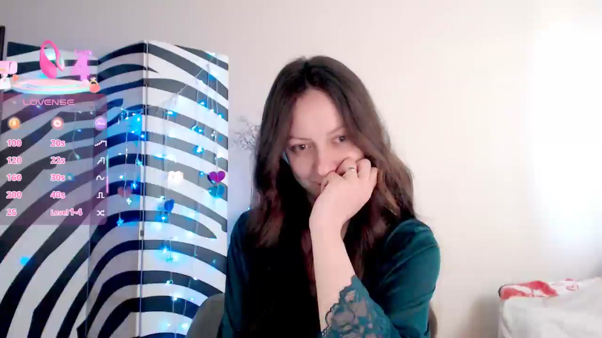 Gallery image thumbnail from BareflySi's myfreecams stream on, 04/16/2026, 09:59 image 2 of 20