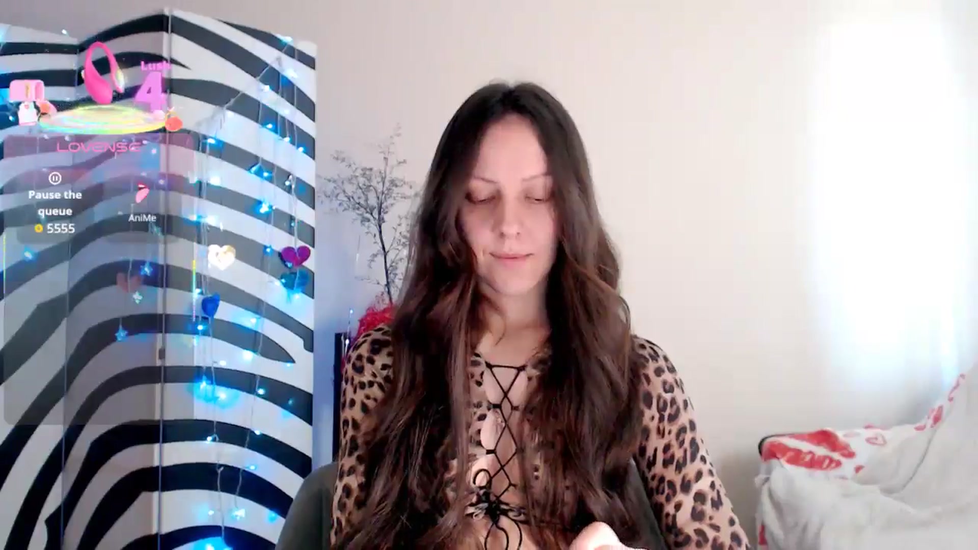 Gallery image thumbnail from BareflySi's myfreecams stream on, 04/16/2026, 11:10 image 4 of 20